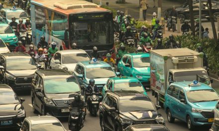 Arus Mudik Nataru: 201.000 Kendaraan, Dua Kali Puncak