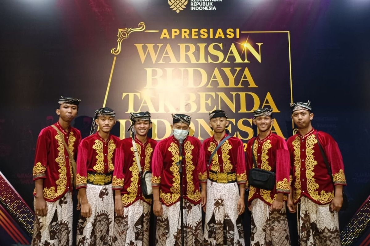 Kebanggaan Osing! Angklung Banyuwangi Sah Di Akui Negara