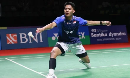 Zaki Ubaidillah Melangkah ke Babak 16 Besar Indonesia Masters