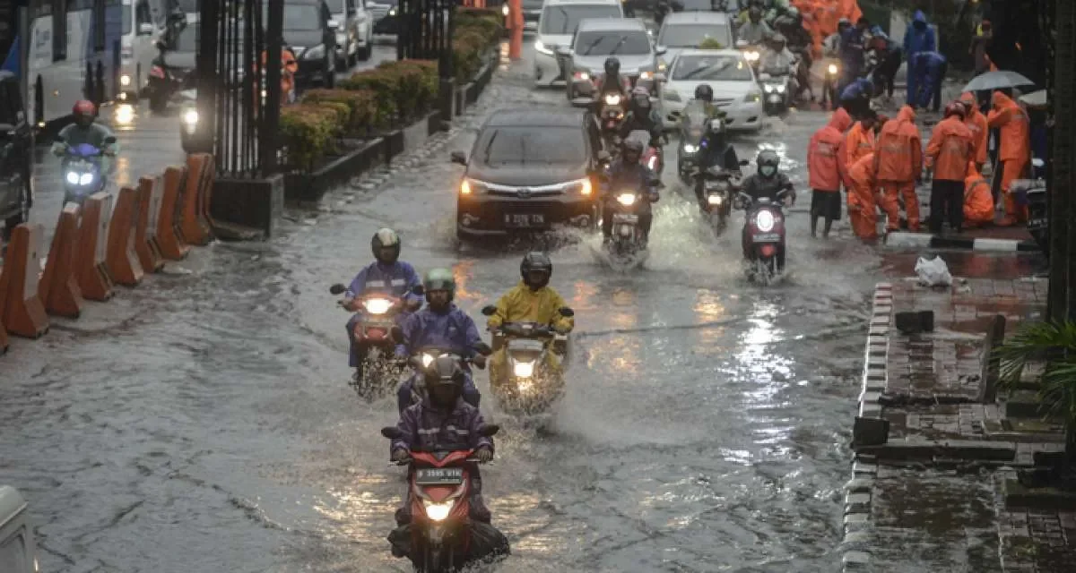 Kondisi Terkini Banjir di DKI Jakarta Akibat Curah Hujan Tinggi