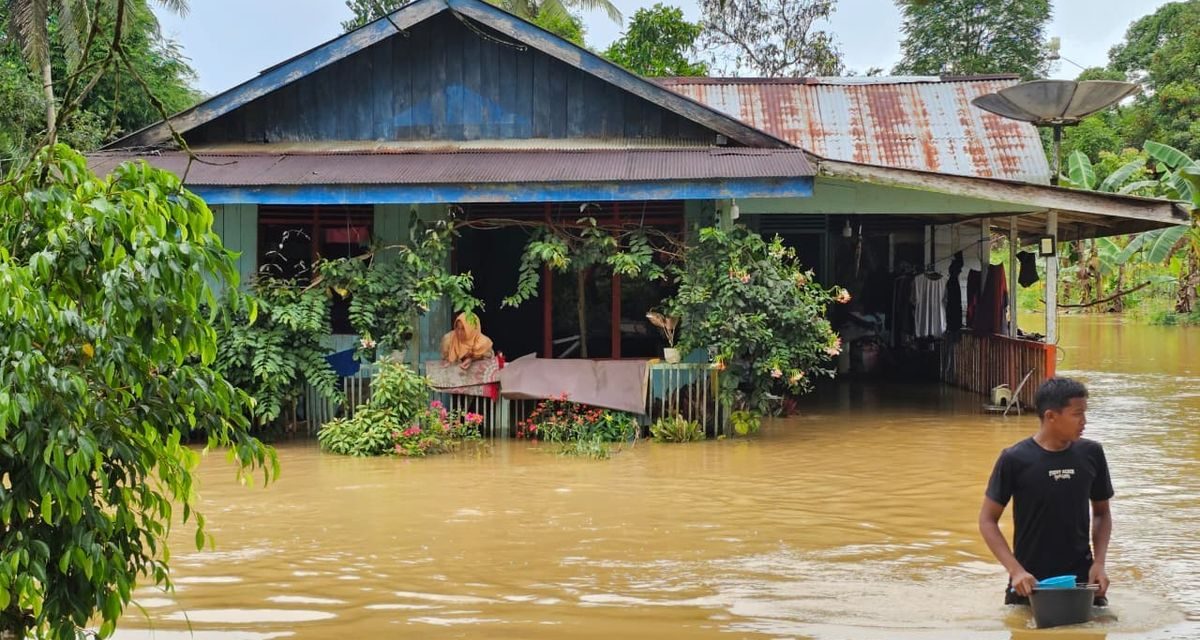 Curah Hujan Ekstrem dan Risiko Banjir di Desa Sukaraja, Sepaku
