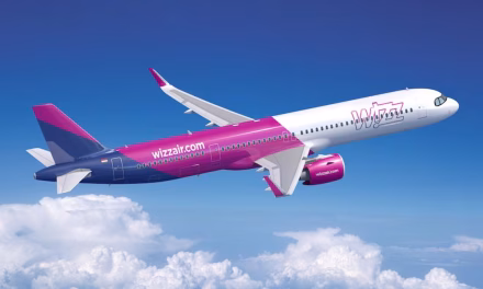 Ancaman Hotspot WiFi di Pesawat Picu Pengawalan Jet Tempur