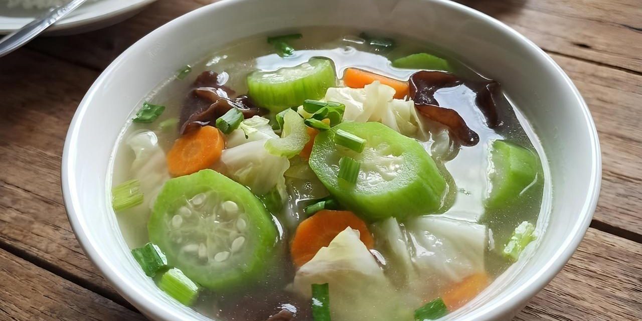 Resep Sayur Bening Oyong Soun, Segar & Bergizi untuk Keluarga