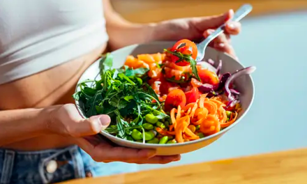 Tanpa Diet Ketat dan Gym, Wanita Ini Turun 27 Kg dalam Setahun