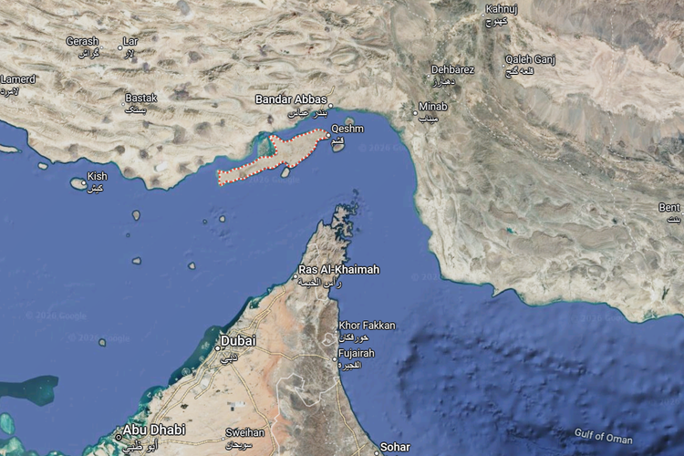 Iran Izinkan Kapal Non-Musuh Lewat Selat Hormuz, Ini Aturannya!