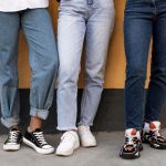 5 Model Jeans yang Harus Dihindari di Usia 40 agar Tetap Stylish