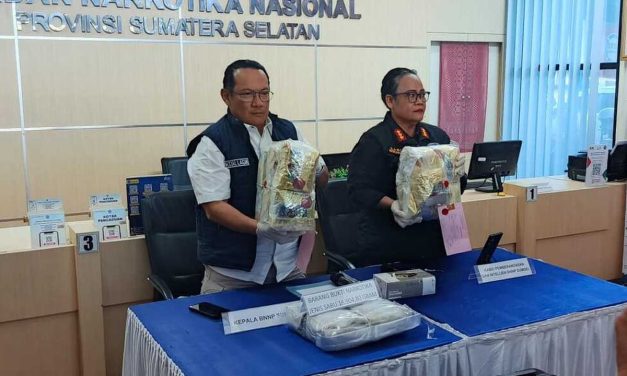 BNN Sumsel Sita 16,9 Kg Sabu di Palembang, 2 Kurir Ditangkap