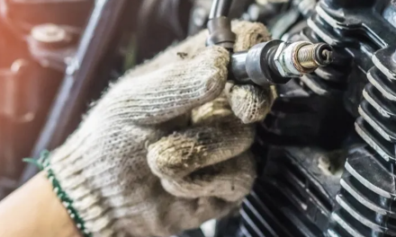Kapan Ganti Busi Motor? Ini Waktu Ideal agar Ruang Bakar Tetap Bersih dan Mesin Optimal