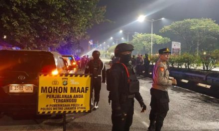 Brimob Ringkus 6 Pemuda, Begal dan Narkoba Terbongkar