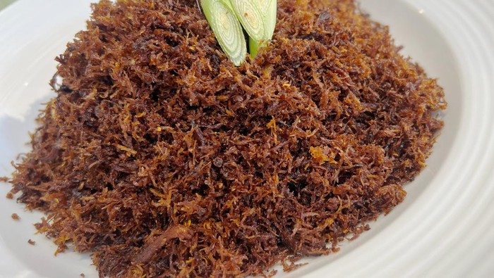 3 Resep Ayam Suwir Paling Enak, Gurih, Pedas, dan Bikin Nagih