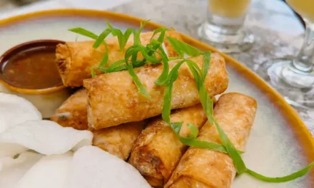 Resep Spring Roll Ayam Renyah, Camilan Gurih dengan Kulit Garing