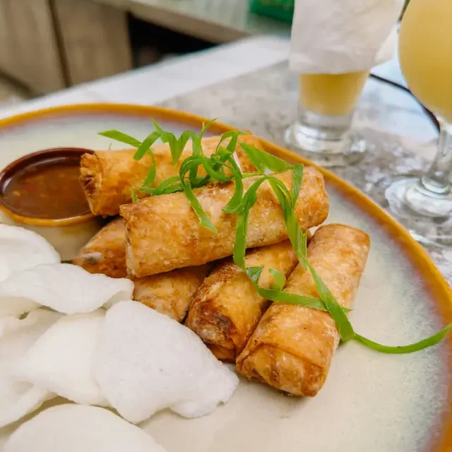 Resep Spring Roll Ayam Renyah, Camilan Gurih dengan Kulit Garing