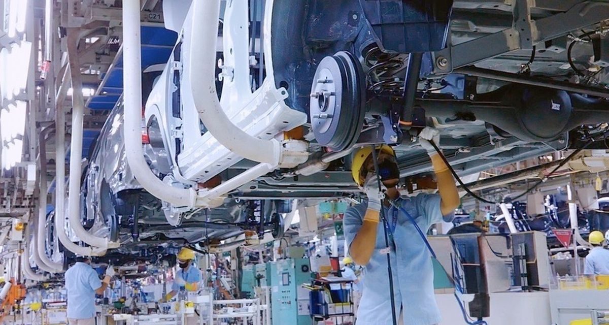 Pemerintah Dorong TKDN Mobil Listrik, Target 80 Persen pada 2030