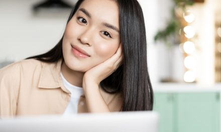 Kulit Sehat Jadi Simbol Kemewahan Baru, Tren Kecantikan Natural Makin Diminati