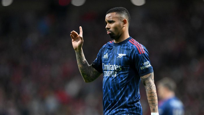Barcelona Dekati Gabriel Jesus Usai Gagal Datangkan Julian Alvarez